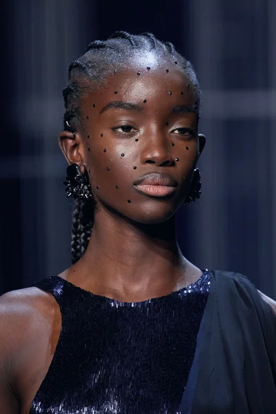 Look 38